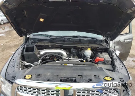 2016 Ram 1500 Laramie z USA, uszkodzony, nr VIN 1C6RR7VT6GS273085